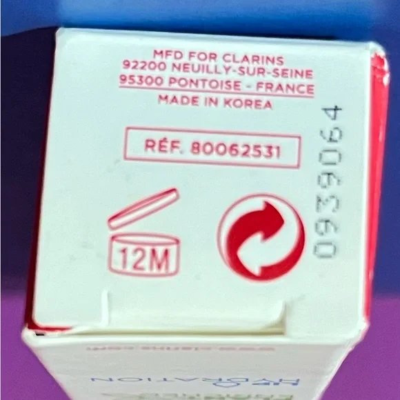 Clarins Velvet Lip Perfector - Shade 03  Brand New - Picture 6 of 7